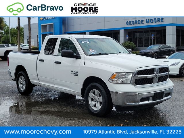 2024 RAM 1500 Classic SLT Quad Cab 4WD