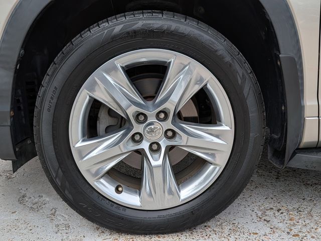 2014 Toyota Highlander Limited Gold at Community Honda