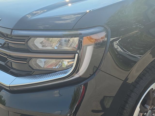 New 2027 Agate Black Metallic Ford MAX King Ranch® image 33