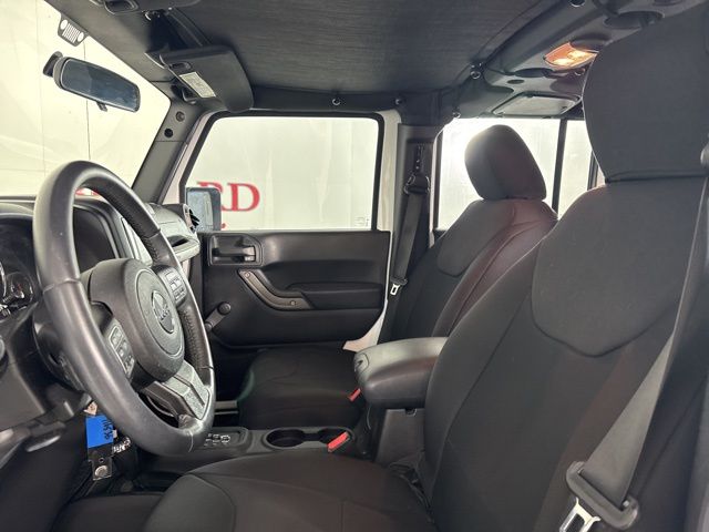 2016 Bright White Clearcoat Jeep Wrangler Unlimited Sport 4X4 SUV