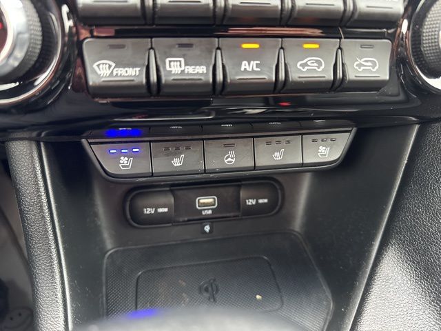 Used 2021 Brown Kia SX image 22