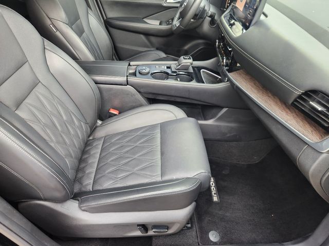 2024 Nissan Rogue Platinum Black at Cook Ford
