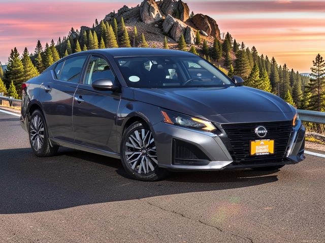 2023 Nissan Altima 2.5 SV FWD
