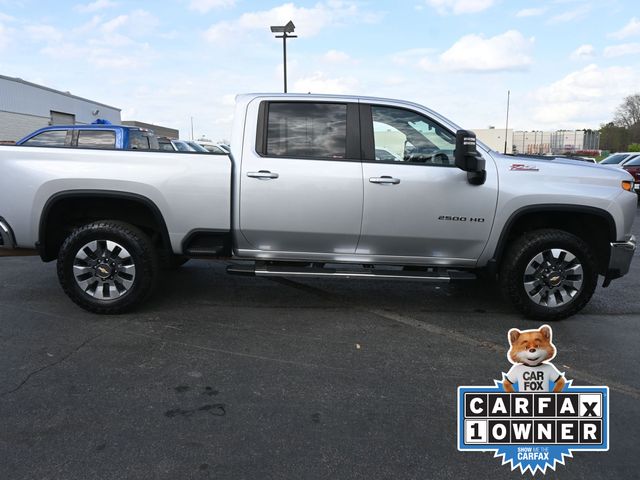 2022 Chevrolet Silverado 2500HD LT photo
