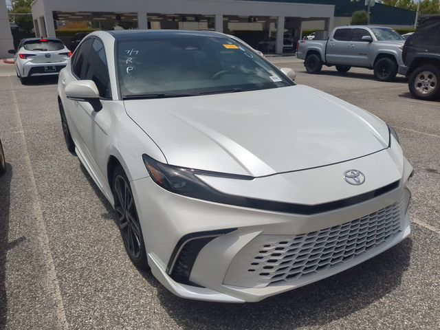 White (Wind Chill Pearl) 2025 Toyota Camry Sedan Front-Wheel Drive Continuously Variable Transmission