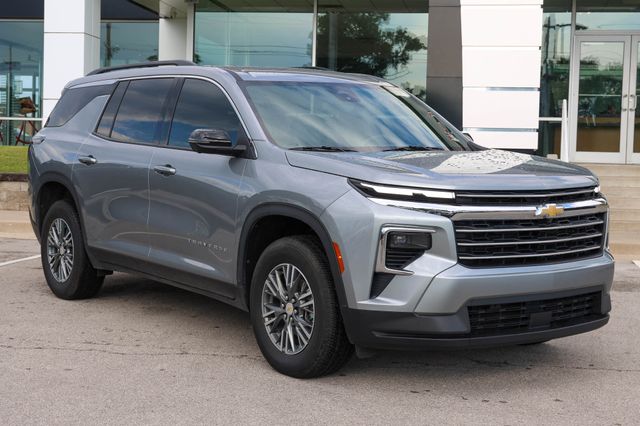 Sterling Gray Metallic 2024 Chevrolet Traverse SUV / Crossover Front-Wheel Drive 8-Speed Automatic