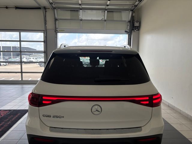 2024 Mercedes-Benz EQB 250+ - 11