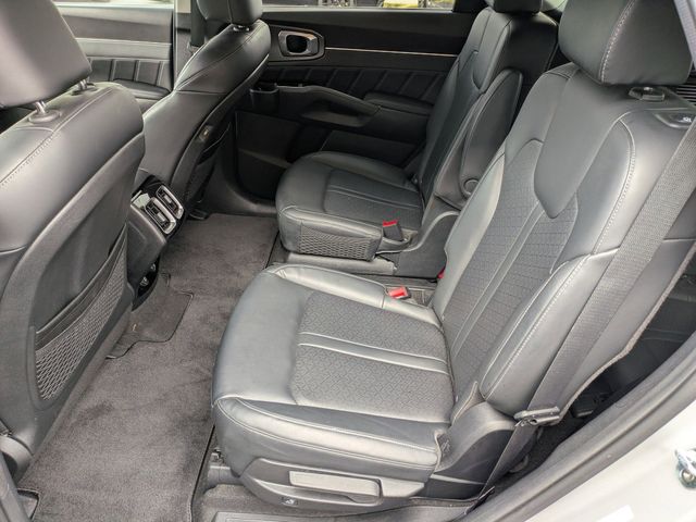 Used 2022 Kia Sorento Plug-in Hybrid SX 4D Sport Utility