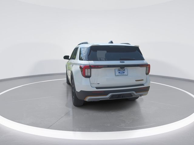 New 2026 Star White Metallic Tri-Coat Ford Tremor® image 7