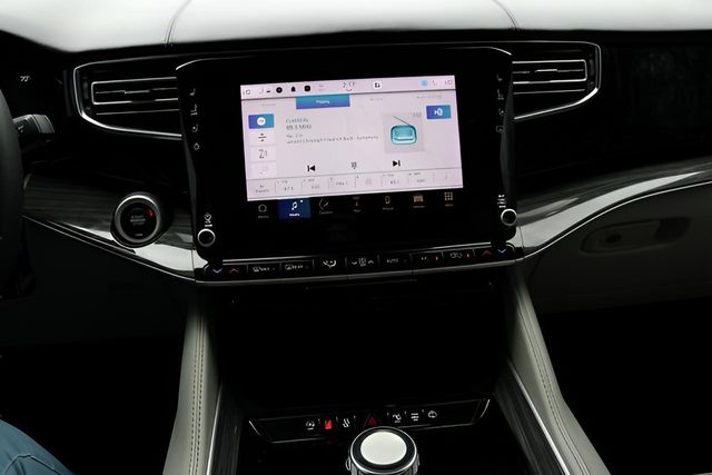 Used Car 2022 Jeep Wagoneer  Series Iii For Sale Under $40,000 In Austin, Texas