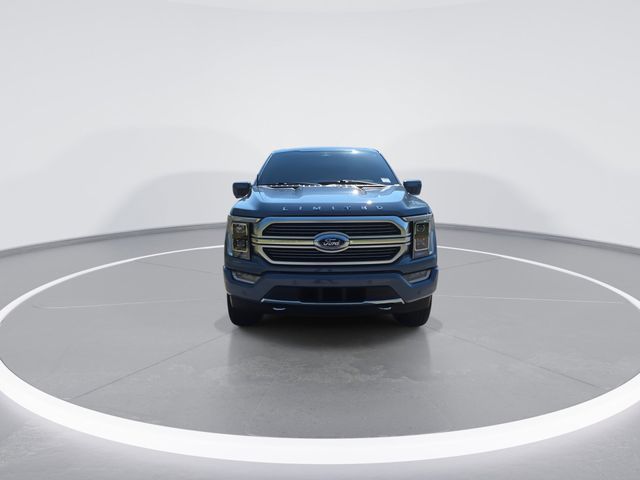 Used 2023 Gray Ford Limited image 3