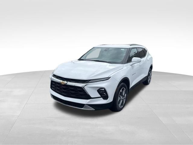 Summit White 2024 Chevrolet Blazer SUV / Crossover All-Wheel Drive 9-Speed Automatic Overdrive