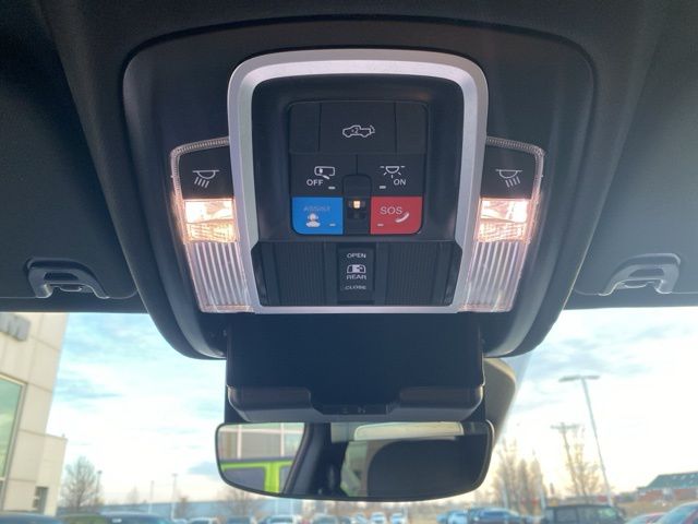 2026 Ram 1500 Big Horn/Lone Star - Silver Zynith exterior view 16