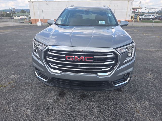 Used 2024 GMC Terrain SUV