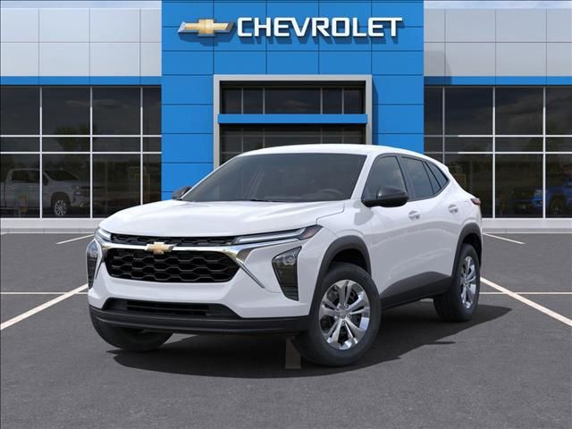 2025 Chevrolet Trax LS 6