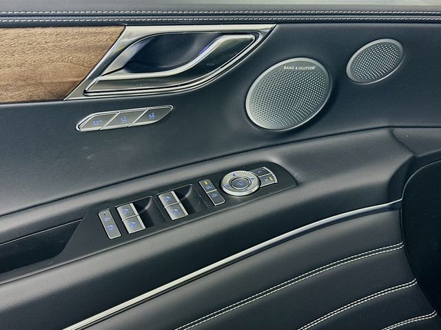 Thumbnail: 2026 Genesis GV80 - 20