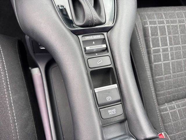 2025 Honda HR-V LX - Photo 27