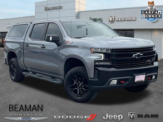 Gray (Satin Steel Metallic) 2022 Chevrolet Silverado 1500 LT Trail Boss Crew Cab 4WD Pickup Truck Four-Wheel Drive Automatic