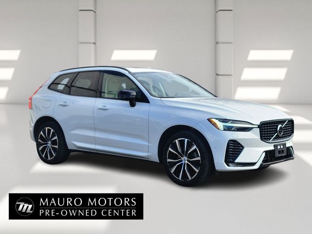 2023 Volvo XC60 B5 Plus Dark Theme AWD