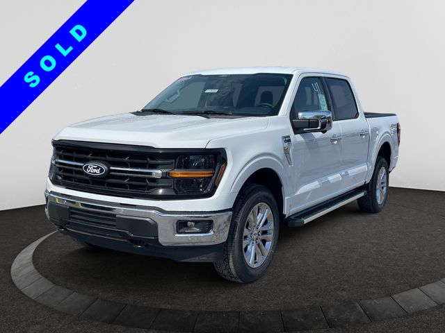 Oxford White 2026 Ford F-150 XLT SuperCrew 4WD Pickup Truck Four-Wheel Drive Automatic