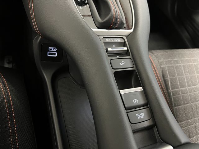 HR-V Sport