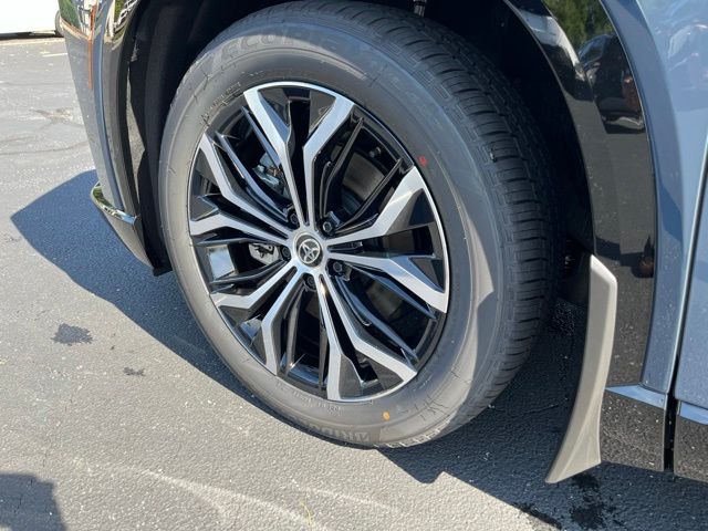 New 2026 Toyota Crown Signia Sedan