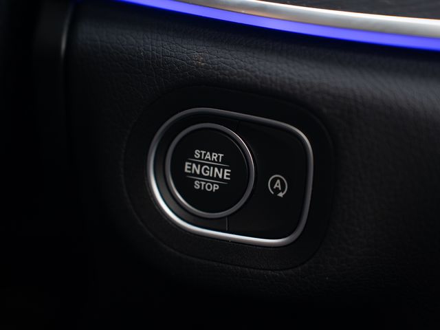 Used 2024  Mercedes-Benz GLS 450 image 28
