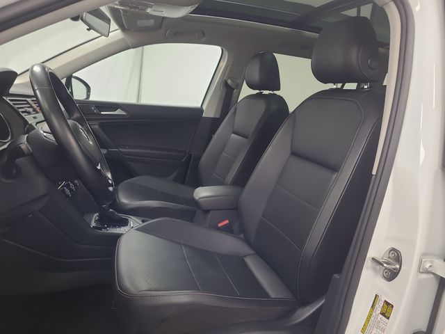 2018 – Volkswagen – Tiguan