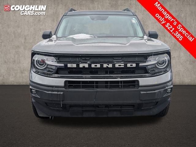 View vehicle photo 2