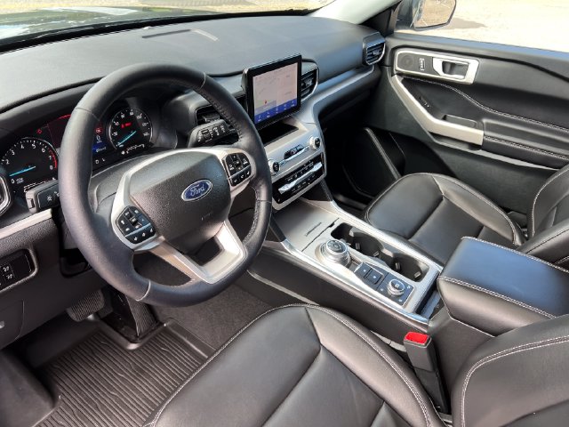 Used 2023 Ford Explorer SUV