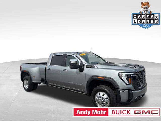 Sterling Metallic 2024 GMC Sierra 3500HD Denali Ultimate Crew Cab 4WD Pickup Truck Four-Wheel Drive Automatic