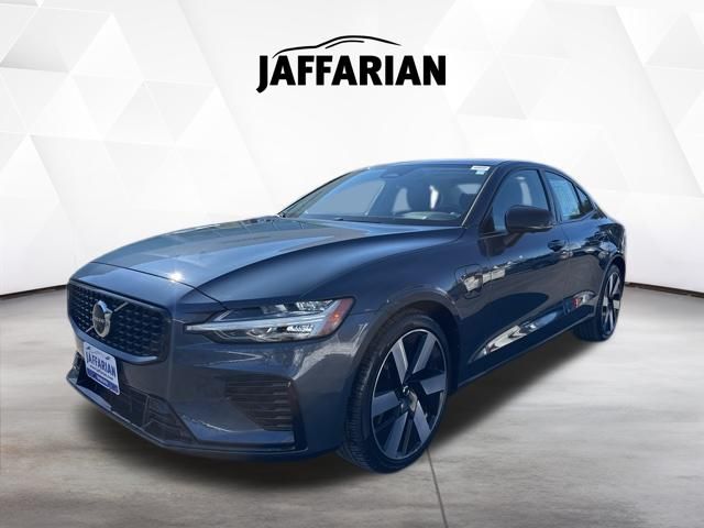 Denim Blue Metallic 2025 Volvo S60 Recharge T8 Plus eAWD Sedan All-Wheel Drive Automatic