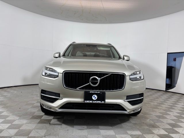 Used 2016  Volvo T6 Momentum image 2