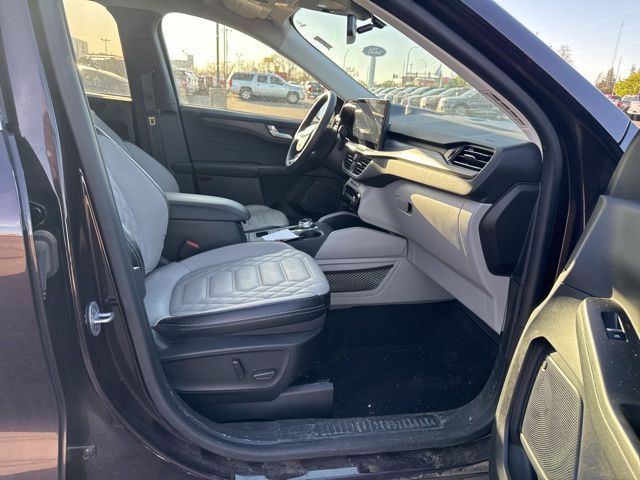 2023 Cinnabar Red Metallic Premium Colorant Ford Escape Platinum AWD SUV