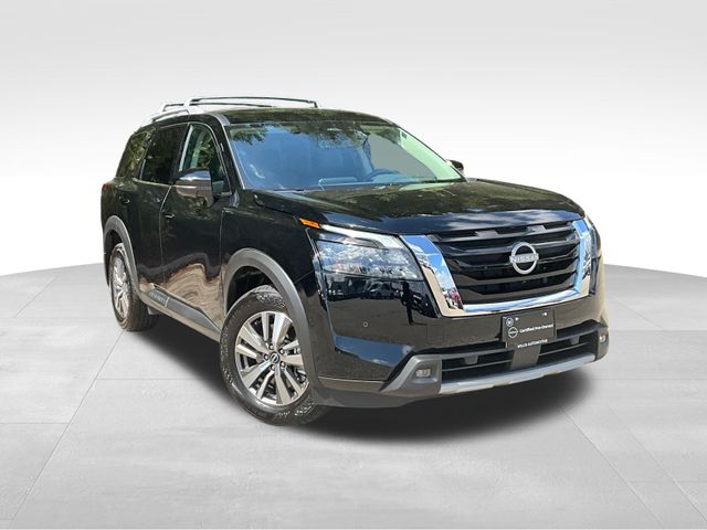 Super Black 2025 Nissan Pathfinder SL 4WD SUV / Crossover All-Wheel Drive 9-Speed Automatic