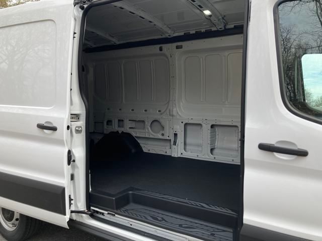 2025 Ford Transit 250