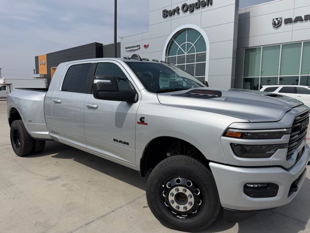 2026 RAM 3500 Laramie Mega Cab DRW 4WD