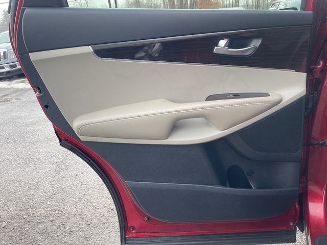 2020 Kia Sorento LX - Passion Red exterior view 11