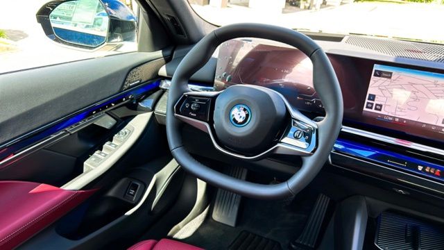 2025 BMW i5 xDrive40 22