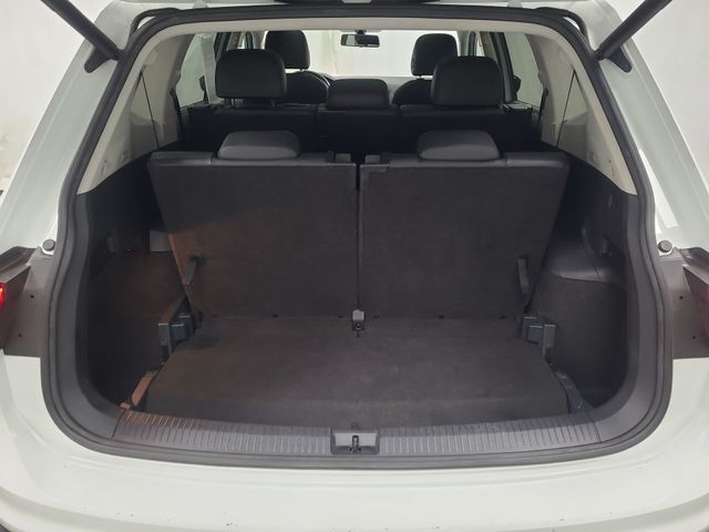 2018 – Volkswagen – Tiguan