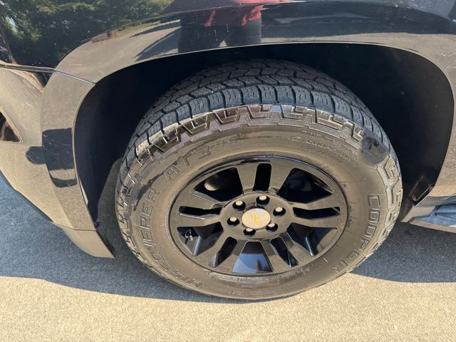 2020 Chevrolet Suburban LT 12