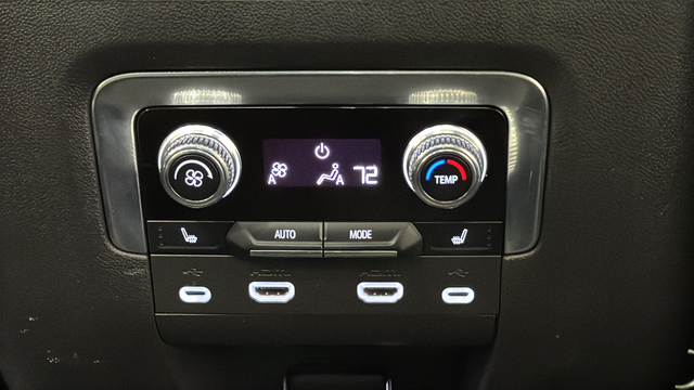 Used 2021 Onyx Black GMC Denali image 46