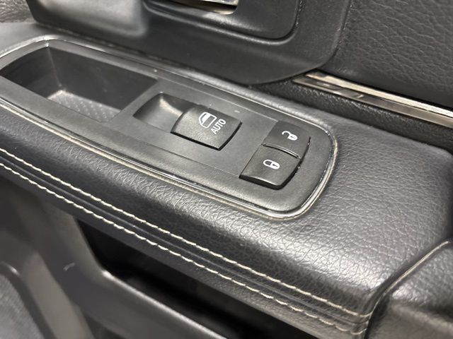 2016 RAM 1500 Sport photo