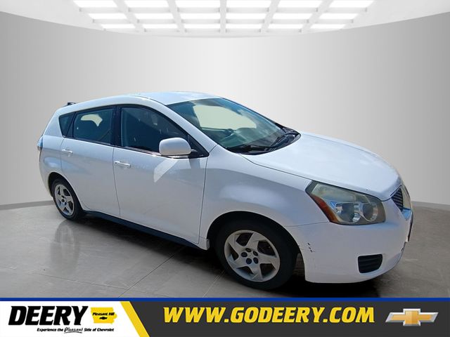 Ultra White 2009 Pontiac Vibe Hatchback Front-Wheel Drive 4-Speed Automatic Overdrive