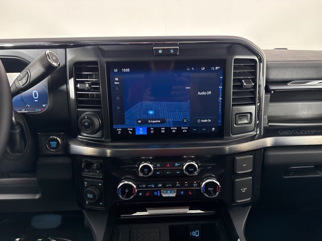 2025 Agate Black Metallic Ford Super Duty F-250 SRW Lariat 4X4 Truck