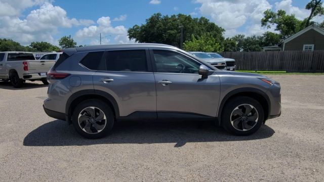 2024 Nissan Rogue SV - 9
