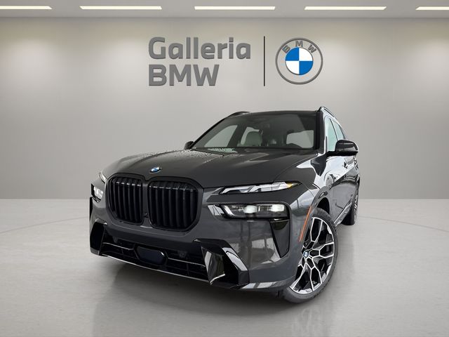 2026 BMW X7 40i's photo