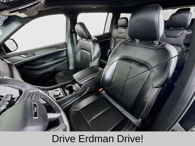 Used 2025 Jeep Grand Cherokee L SUV