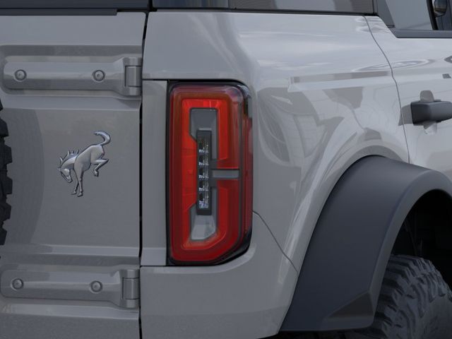New 2026 White Ford Outer Banks image 23