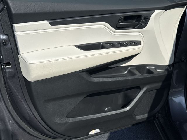 Used 2026 Honda Odyssey Van